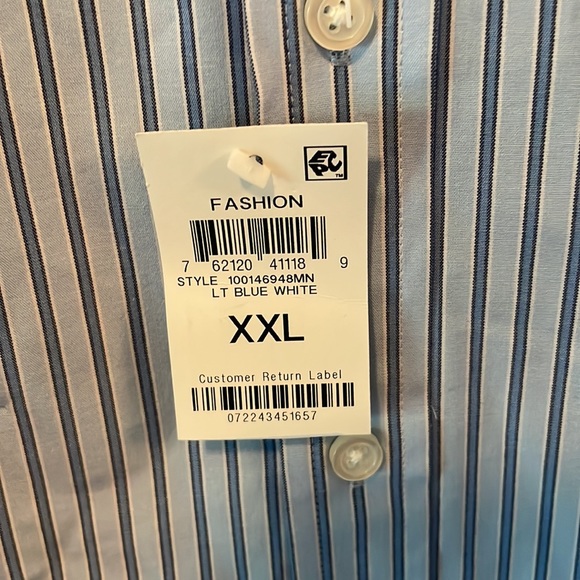 🤩Club Room🤩 - Picture 3 of 9